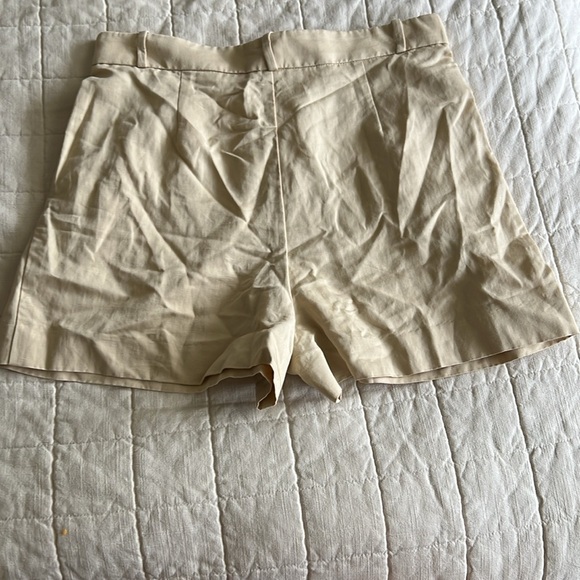 Mango Tan Pleated Shorts - Picture 6 of 10